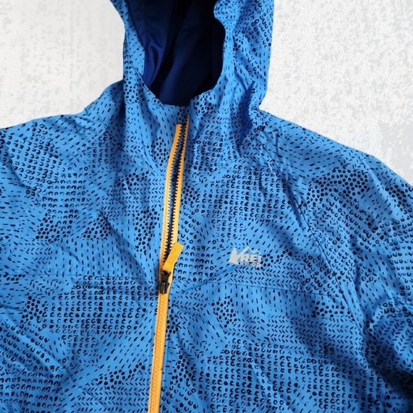 REI Boy’s blue and black coat with lining and front zipper, size 18 (XL) - Picture 2 of 8